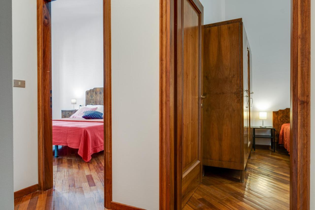 A Due Passi Dalla Pinacoteca Apartment Болонья Екстер'єр фото