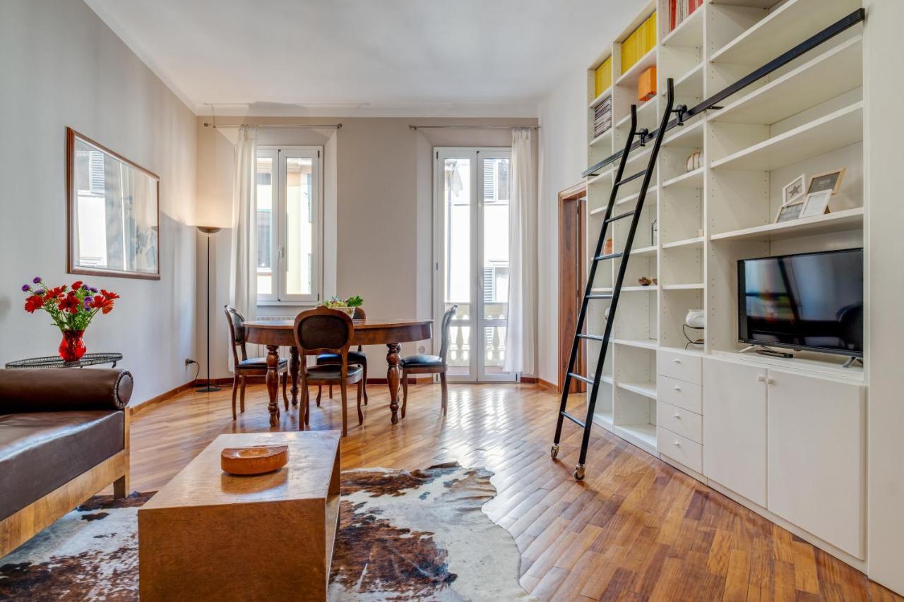 A Due Passi Dalla Pinacoteca Apartment Болонья Екстер'єр фото